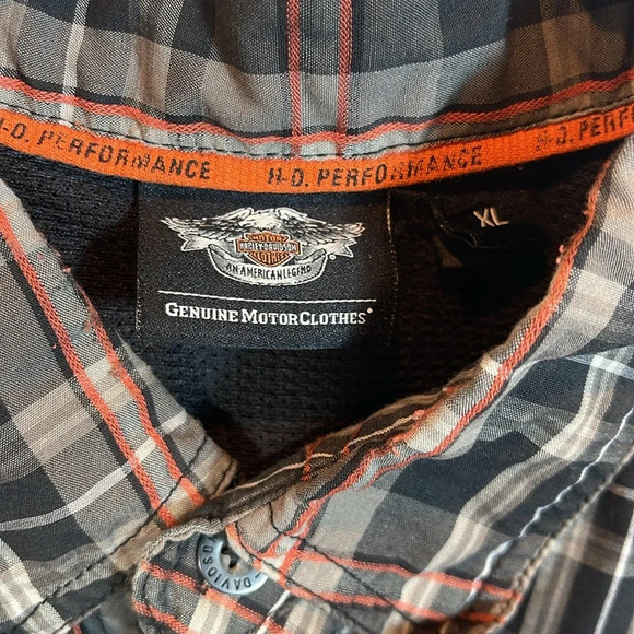 Harley Davidson Embroidered Plaid short sleeve vented button front shirt XL - Picture 3 of 7